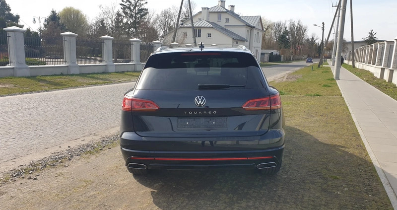 Volkswagen Touareg cena 259999 przebieg: 46212, rok produkcji 2021 z Bielsko-Biała małe 232